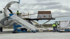 Chubut concretó la primera exportación de salmón vía Trelew y fortalece el perfil logístico de la ciudad