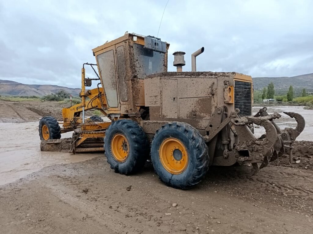 Alerta por lluvias en Chubut: cuatro rutas provinciales y tres ANP permanecen cerradas al tránsito