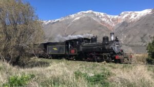 “La Trochita” ya trasladó a más de 3.000 pasajeros desde el inicio de la temporada de primavera