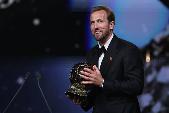 Harry Kane ganó el Balón de Oro 2026: Messi terminó quinto y Mbappé y Yamal completaron el podio