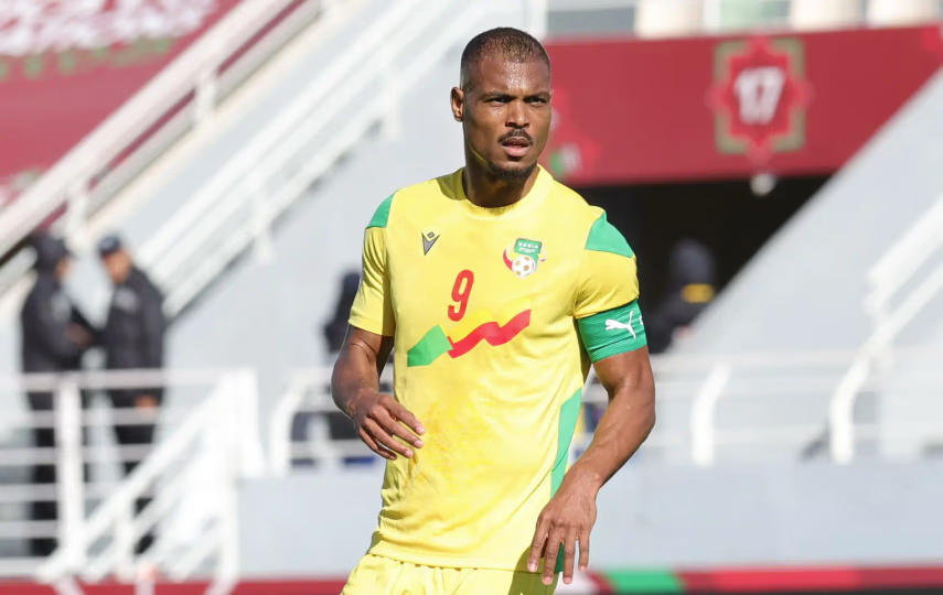 El capitán de Benín apuntó contra los futbolistas sudamericanos antes de la despedida de Messi