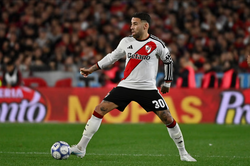 River va por un triunfo clave ante Sarmiento para meterse en los playoffs: hora, TV y formaciones